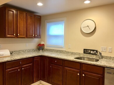 14 School St unit 1, Danvers, MA 01923 - photo 6