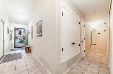 2168 Jacana Loop-13