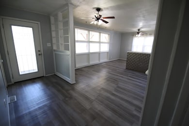 17 S Elm St, Miami, OK 74354 - photo 6