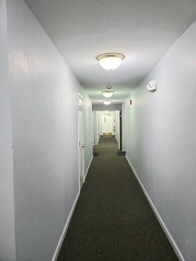 107 Foster St unit 202, Peabody, MA 01960 - photo 5