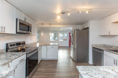 Kitchen MS_91633-SMALL