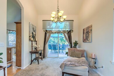 1819 SE Bronzewood Ave, Bend, OR 97702 - photo 5