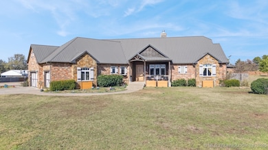 904 W 9th St, Cushing, OK 74023 - photo 2