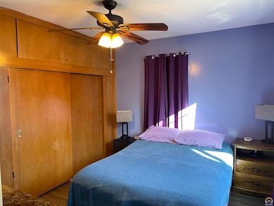 2235 SW Kenilworth Ct, Topeka, KS 66606 - photo 6