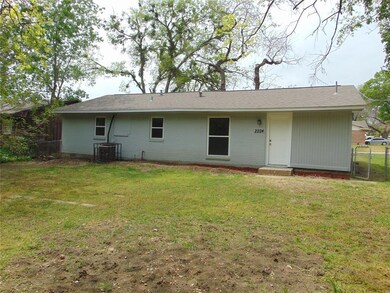 2224 Avis St, Mesquite, TX 75149 - photo 7