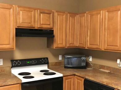 7825 Playpen Ct, Jacksonville, FL 32210 - photo 4