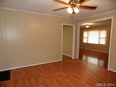 2755 Highland Dr, Lincolnton, NC 28092 - photo 4