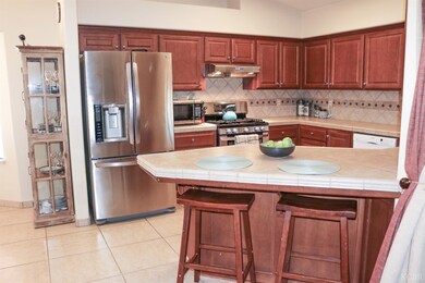 1121 Sequoia Ave, Lemoore, CA 93245 - photo 5