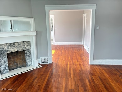 1278 E 115th St unit 2, Cleveland, OH 44108 - photo 2