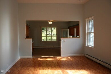 423 Hudson St, Hawley, PA 18428 - photo 6