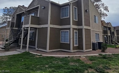 2722 Alicialynn Way unit C, Las Vegas, NV 89121 - photo 3