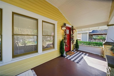 29 N Brown Ave, Orlando, FL 32801 - photo 3