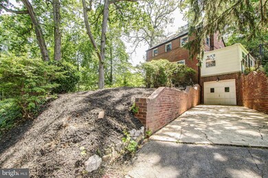 2424 Seminary Rd, Silver Spring, MD 20910 - photo 3