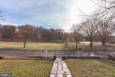 917 Lakeshore Dr, Haddon Township, NJ 08108 - photo 3