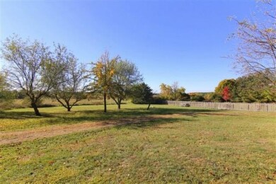 489 Union Rd, Brooklyn, WI 53521 - photo 3