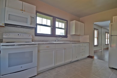 760 Guthrie St, Ottawa, IL 61350 - photo 6