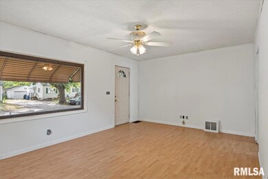 66 Ruth Ct, Springfield, IL 62704 - photo 5