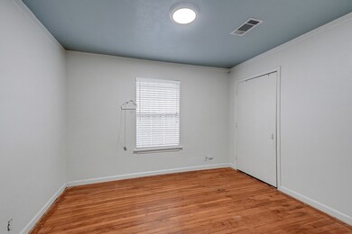 6739 Madrid St, Houston, TX 77021 - photo 7