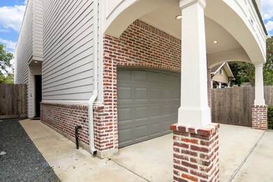 205 E 26th St, Houston, TX 77008 - photo 3