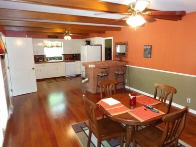 203 Oakwood Dr, Shelbyville, TN 37160 - photo 6