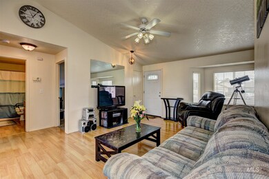 1016 W Hawaii Ave, Nampa, ID 83686 - photo 6