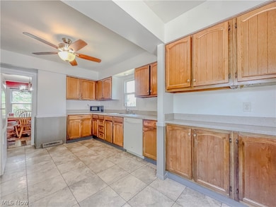 28931 Ridge Rd, Wickliffe, OH 44092 - photo 4