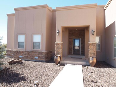6441 Castle Rock Cir, Farmington, NM 87402 - photo 3