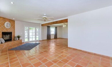 7304 E McKellips Rd-large-004-9-Main Liv