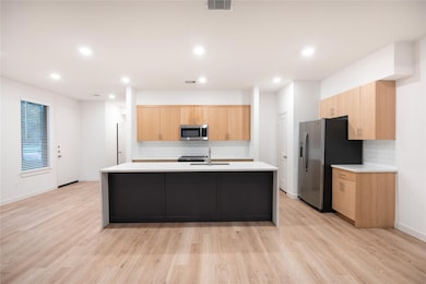 2519 Appian Way unit B, Roman Forest, TX 77357 - photo 6