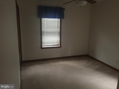 23222 Scotch Pine Ct, California, MD 20619 - photo 3