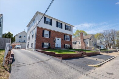 57 Cameron St, Pawtucket, RI 02861 - photo 3