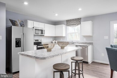 109 Shiningfield Ct, Middle River, MD 21220 - photo 4