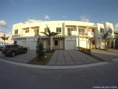 7133 NW 103rd Path unit 7133, Doral, FL 33178 - photo 2