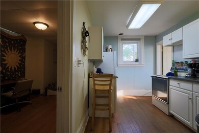 Eat-in kitchen/dining of lower level.