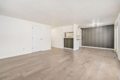 002_5ca73a_2503 Burgandy Ln-1