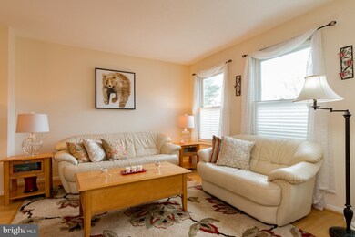 11616 Summer Oak Dr, Germantown, MD 20874 - photo 4