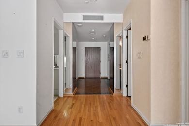 200 Patterson Ave unit 210, San Antonio, TX 78209 - photo 4