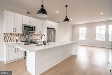 4030 Marilyn Dr, Philadelphia, PA 19131 - photo 5