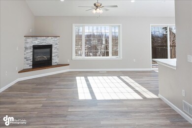 Living Room_DMD_7404