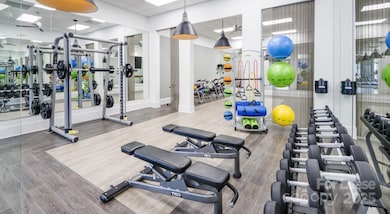 14325 Plantation Park Blvd unit Dilworth w/ Solarium, Charlotte, NC 28277 - photo 4