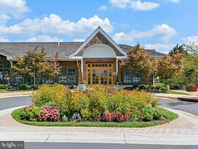 166 A Chevy Chase St unit 166A, Gaithersburg, MD 20878 - photo 4