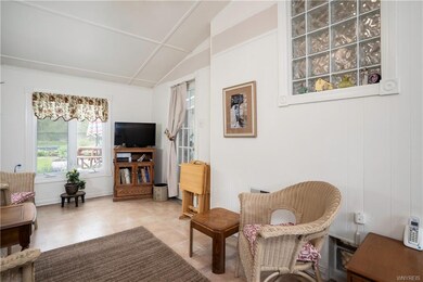 2784 Stenzel Ave, North Tonawanda, NY 14120 - photo 5