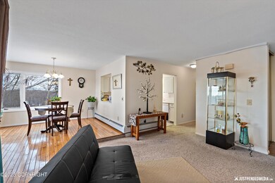 209 W 22nd Ave