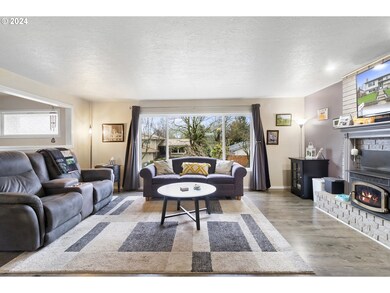 2325 SW Dunbar Place, Troutdale, OR 97060 - photo 5