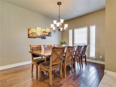 612 NW 193rd St, Edmond, OK 73012 - photo 4