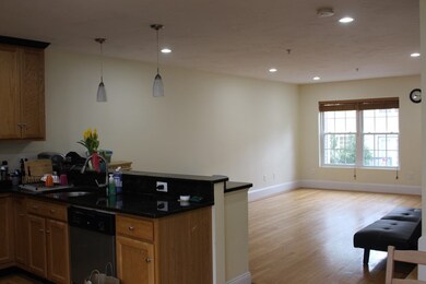 8 Grant St unit 11, Natick, MA 01760 - photo 5