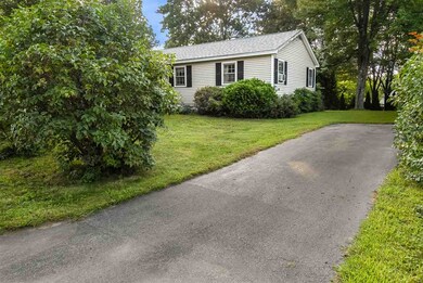 4 Meadow Ln, Allenstown, NH 03275 - photo 3