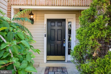 2466 Laura Mark Ln, Herndon, VA 20171 - photo 3