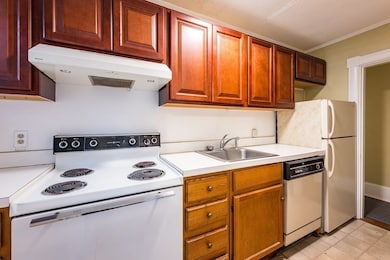 138 Main St unit 5, Fairhaven, MA 02719 - photo 6