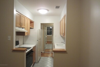 890 Armstrong Ave unit 1-4, Staten Island, NY 10308 - photo 6